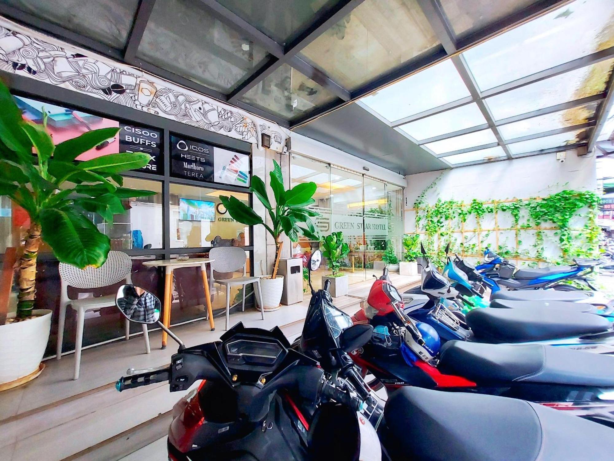 Star Hotel 3*